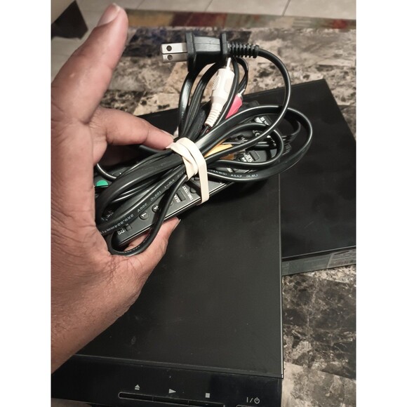 Sony DVD Player Progressive Scan With Remote & Cables DVP-SR210P - Picture 3 of 5